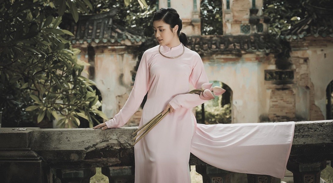 Chiếc áo dài như là một tác phẩm để đời của người Việt